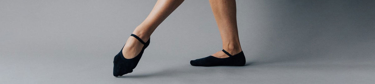 Pointe Studio Dance Grip Socks – Pointe Studio Australia