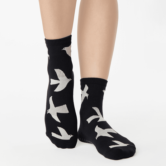 Fly Away Ankle Grip Sock