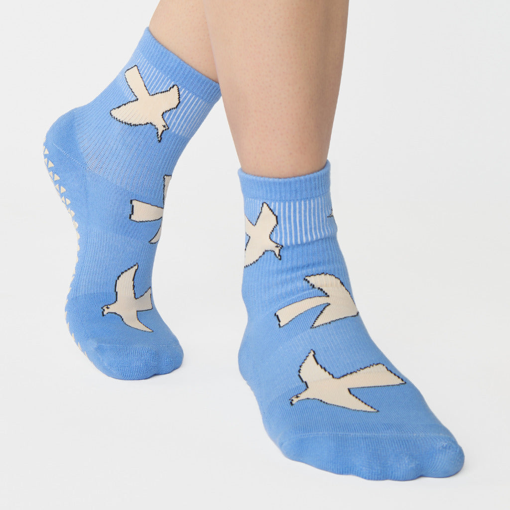 Fly Away Ankle Grip Sock