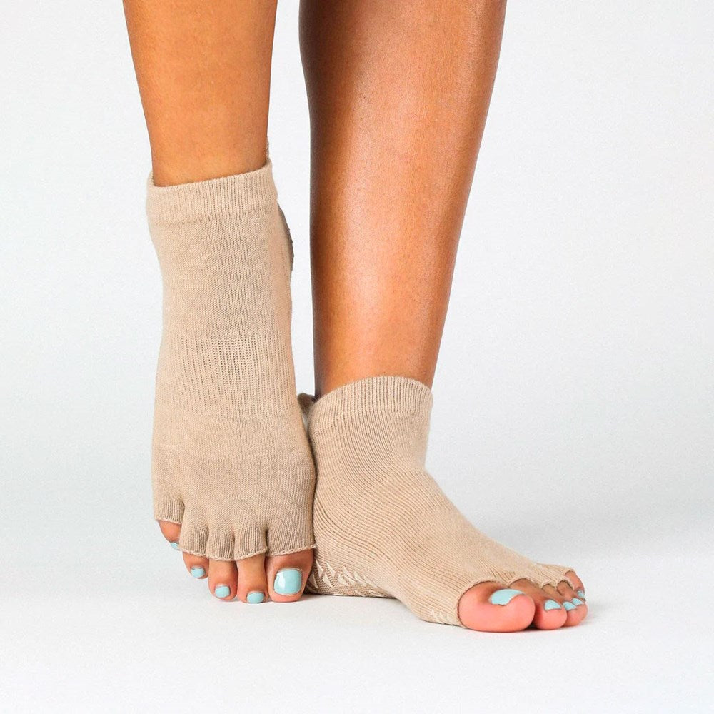 Basal toesless full foot grip sock